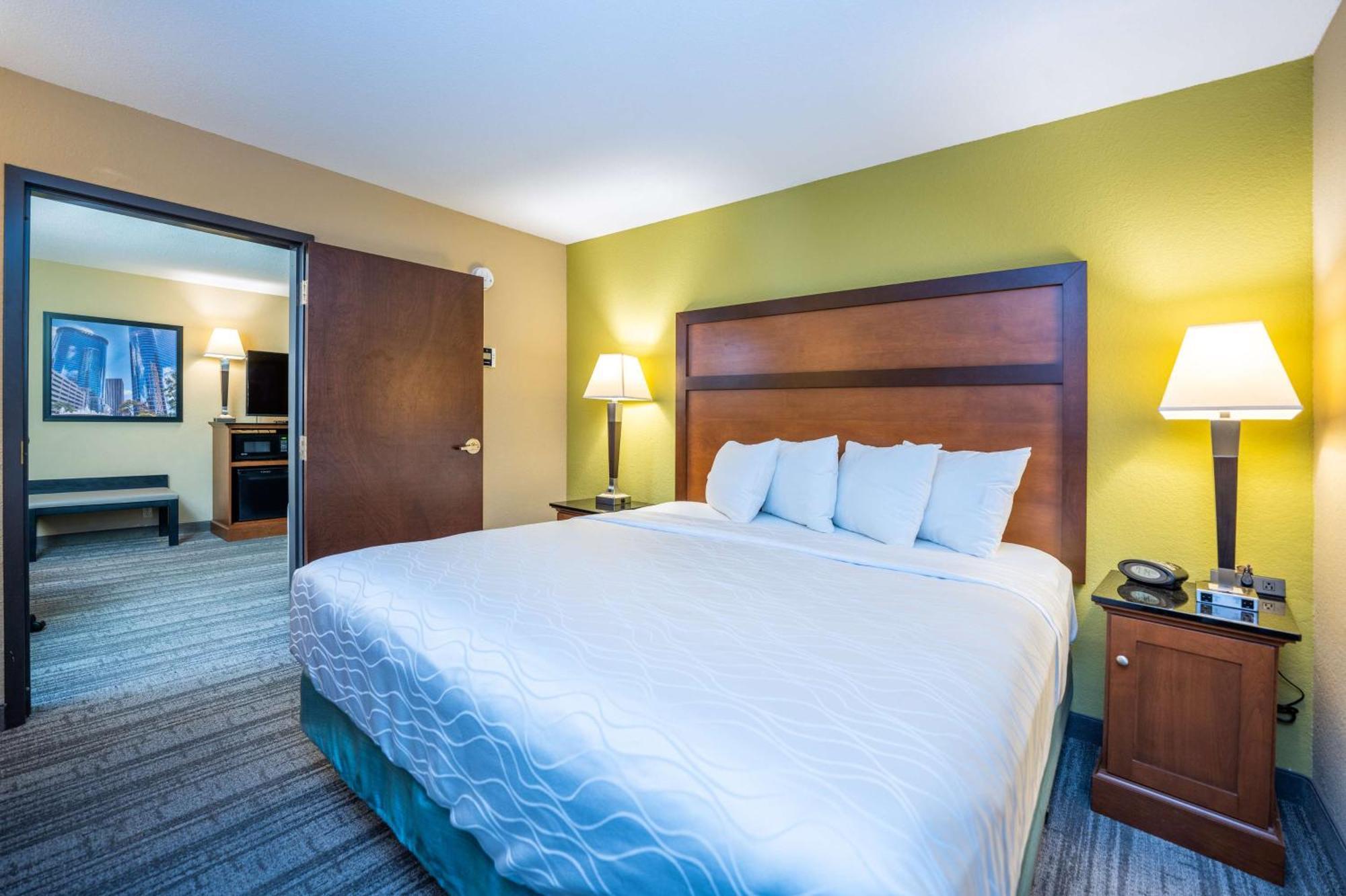 Best Western Plus Houston Energy Corridor Экстерьер фото